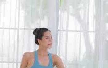 Sivananda yoga là gì? Đặc điểm nổi bật & Hướng dẫn chi tiết