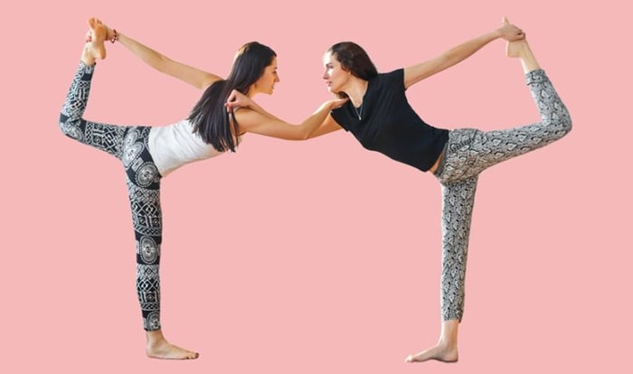 Tổng hợp các tư thế Yoga đôi đẹp mà bạn không thể bỏ qua